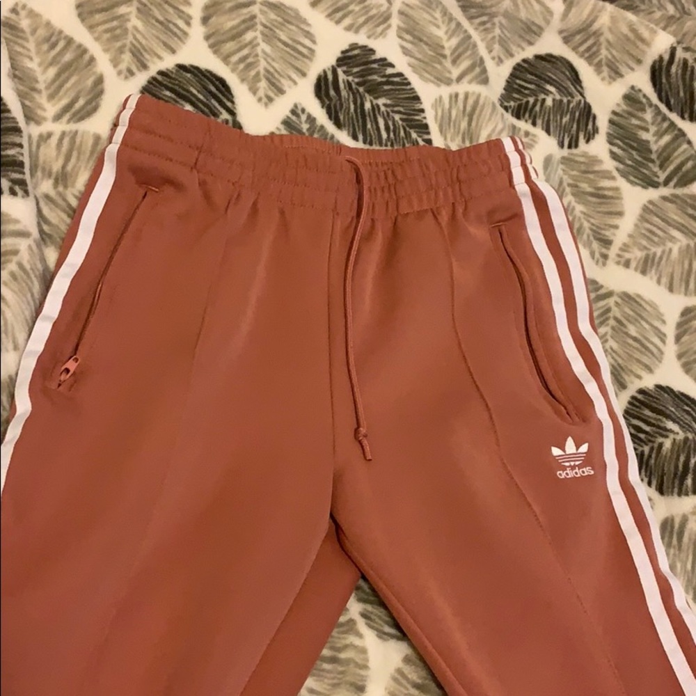 Adidas jogger sweatpants